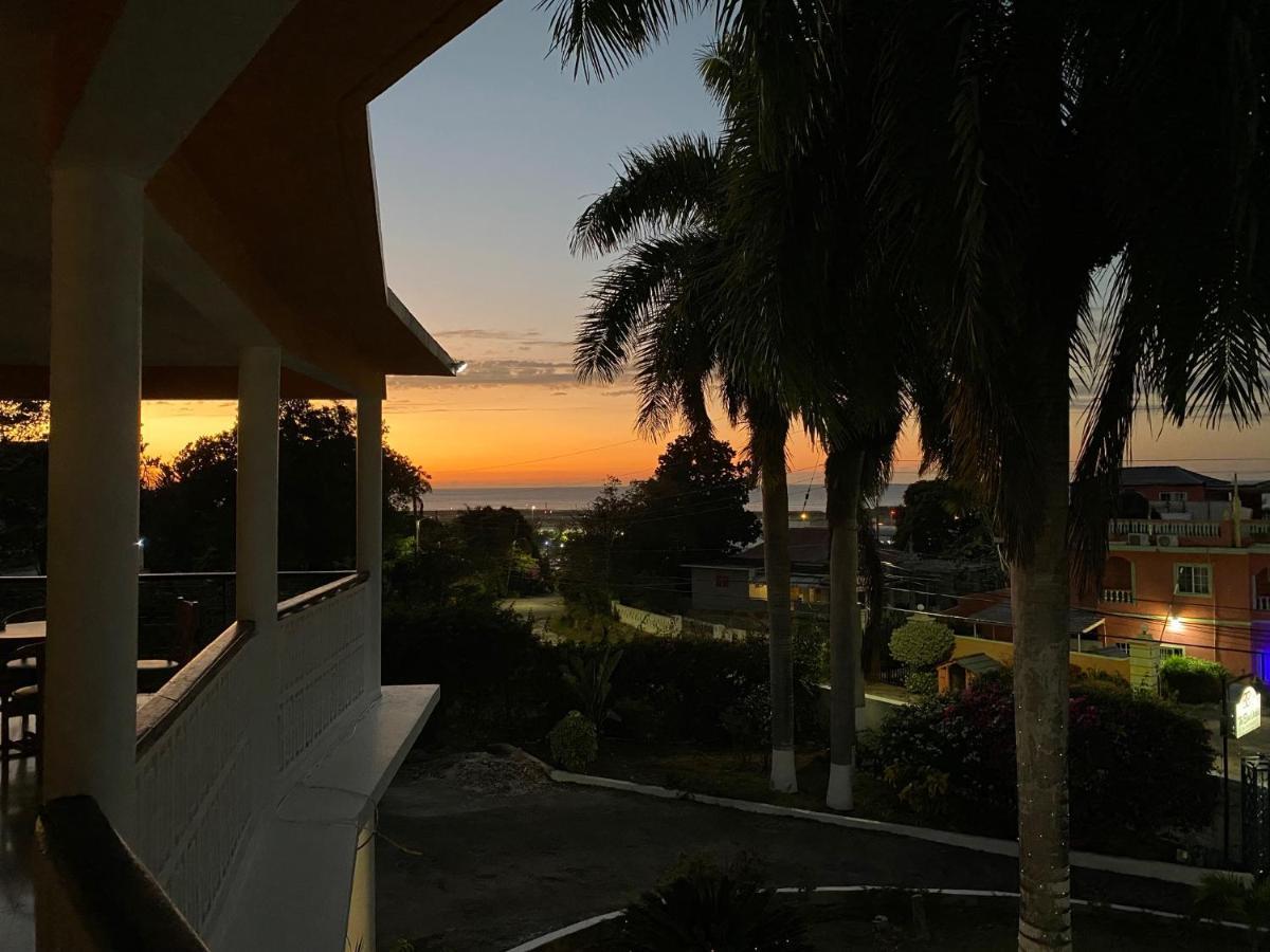 The Blue Orchid B&B Montego Bay Exterior foto
